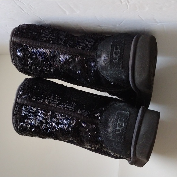 UGG Classic Cosmos Sequin Black  Women's Booties 7 - Picture 8 of 9